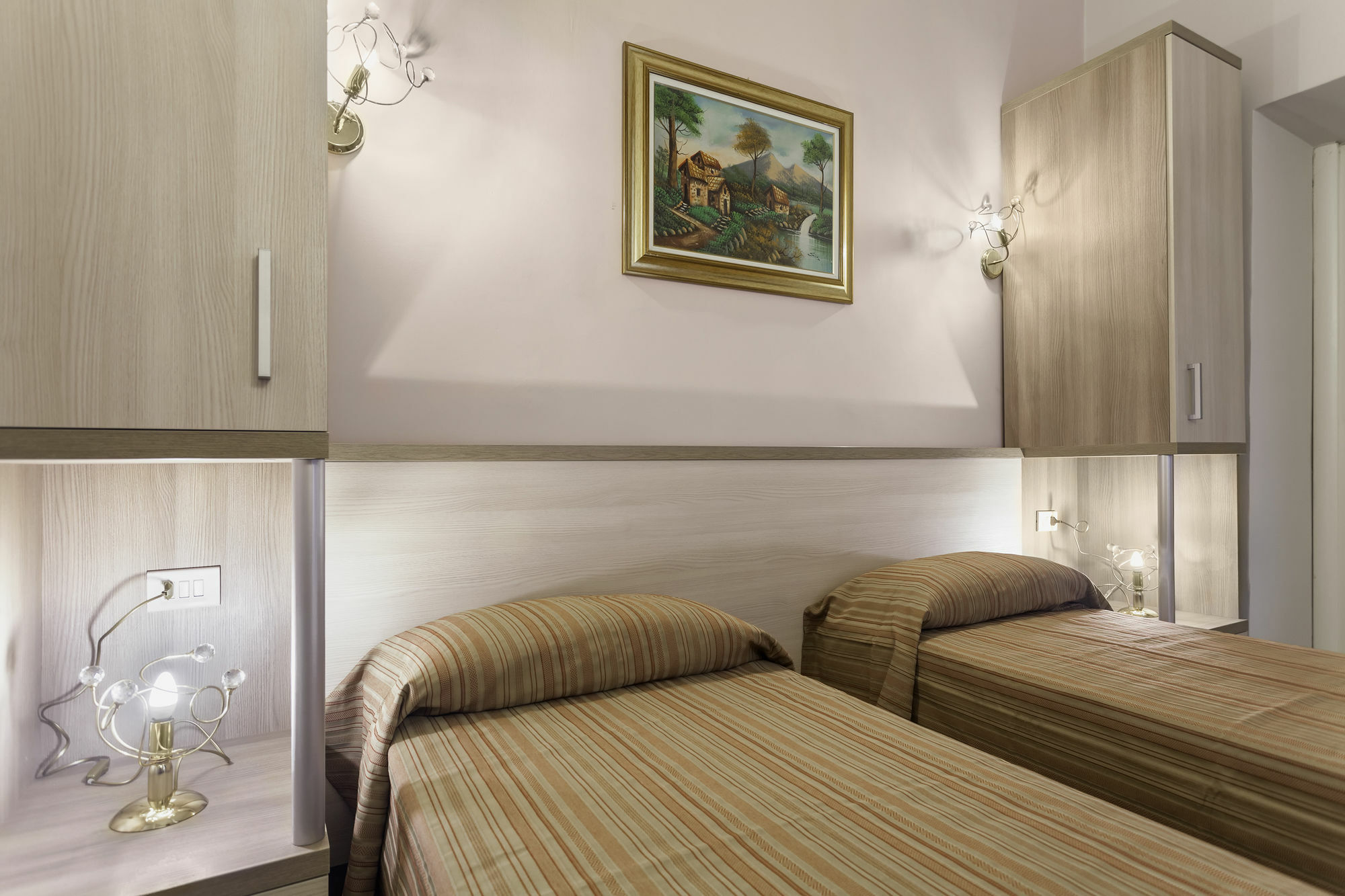 Affittacamere Domus Napoleone 3*